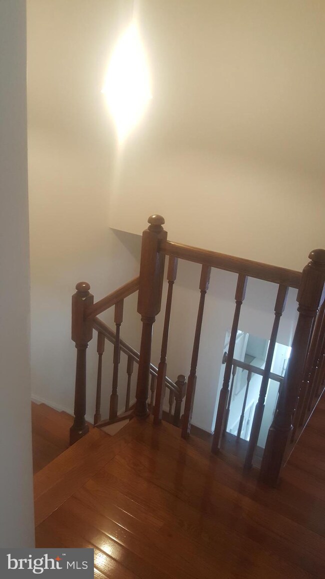 9600 Blake Ln, Fairfax, VA 22031 - photo 7