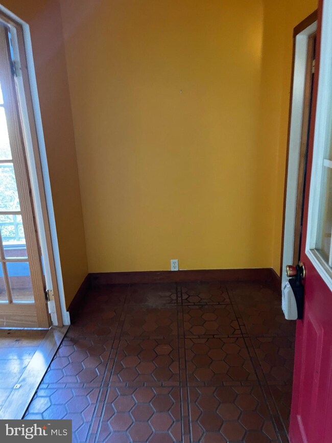 1497 Deer Rapids Rd, Strasburg, VA 22657 - photo 7