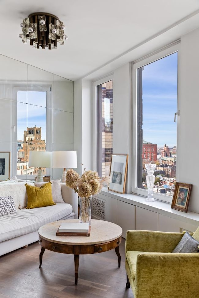 2 Cornelia St unit PHA, New York, NY 10014 - photo 3