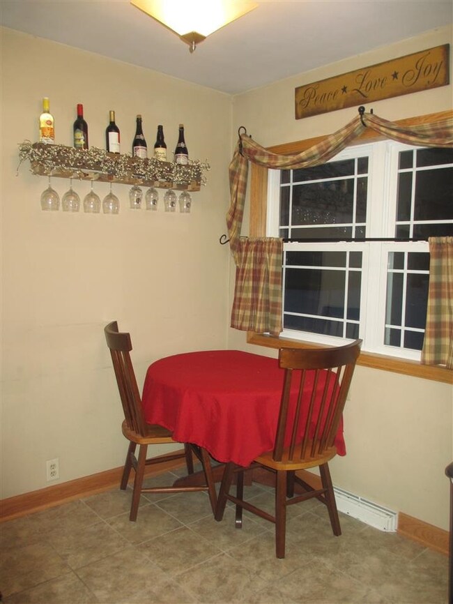 1416 Franklin St, Cedar Falls, IA 50613 - photo 7