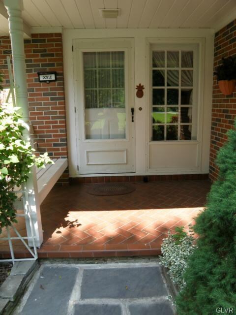 669 Jacobsburg Rd, Nazareth, PA 18064 - photo 2