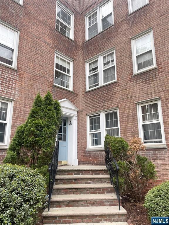 126 Hackett Place unit 101A, Rutherford, NJ 07070 - photo 2