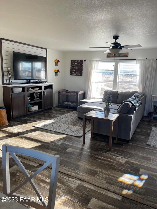 22825 N Post Rd, Paulden, AZ 86334 - photo 4