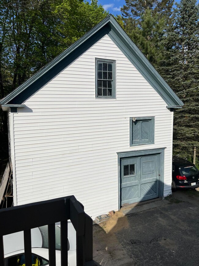78 Elm St, Mechanic Falls, ME 04256 - photo 4