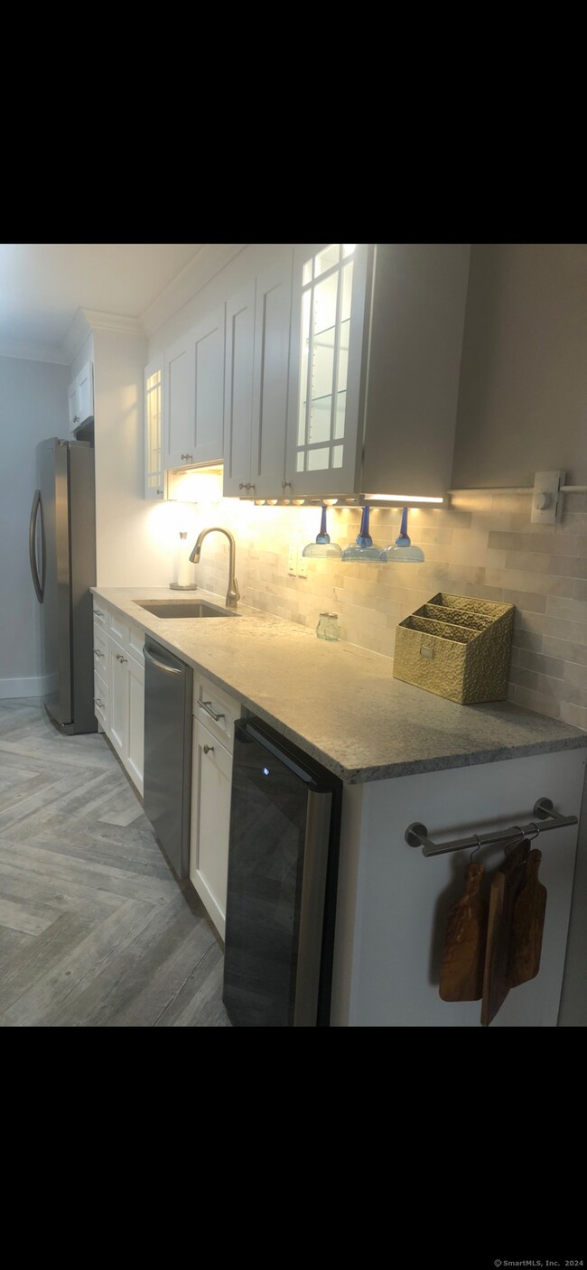 Stainless appliances