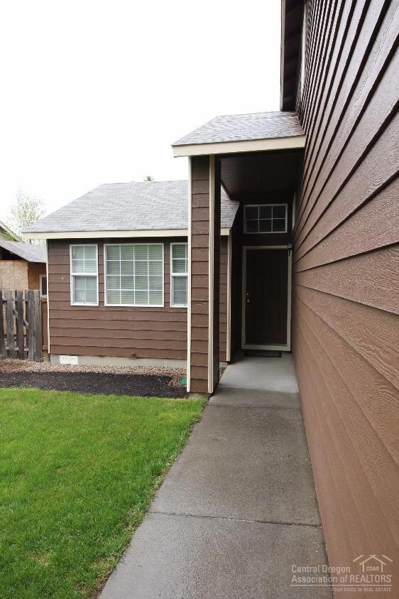 unlisted-address, Redmond, OR 97756 - photo 2