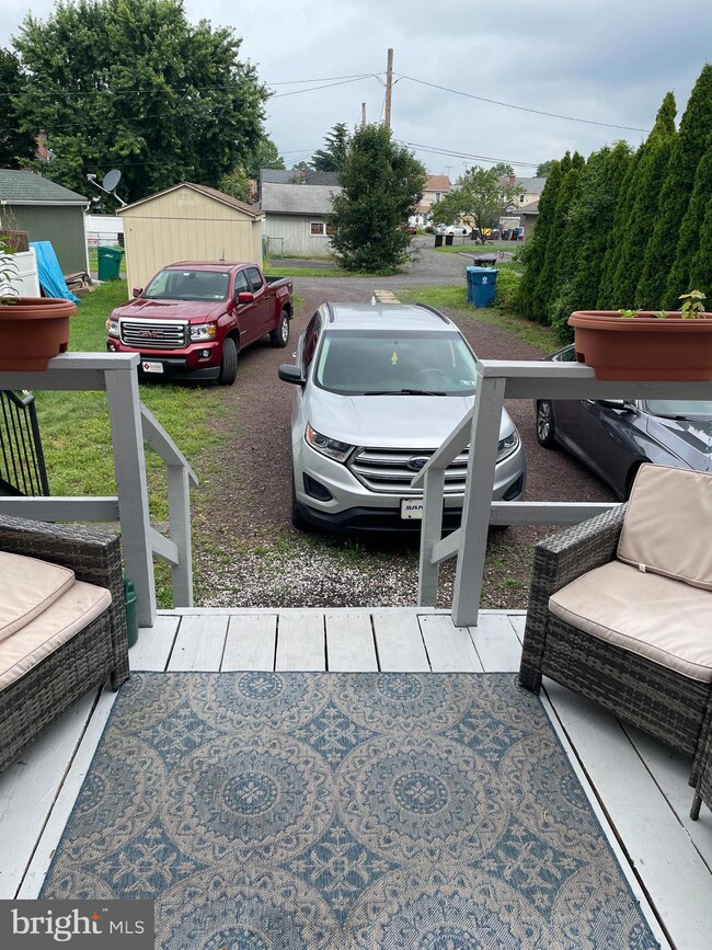 48 N Richardson Ave, Lansdale, PA 19446 - photo 4