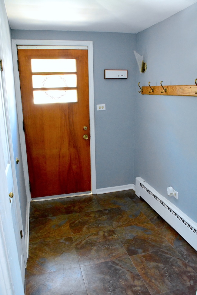 1640 E Algonquin Rd, Des Plaines, IL 60016 - photo 2