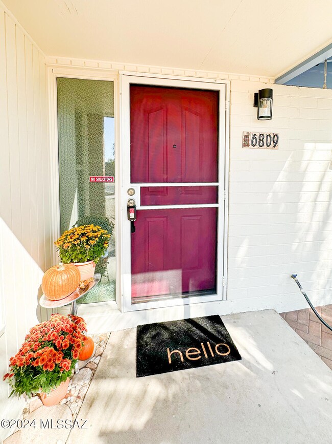 6809-e-hayne-exterior-front-9