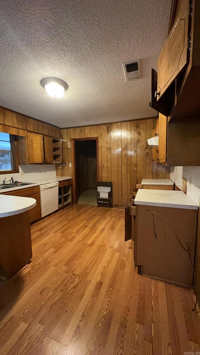 402 Walnut Dr, Paragould, AR 72450 - photo 7