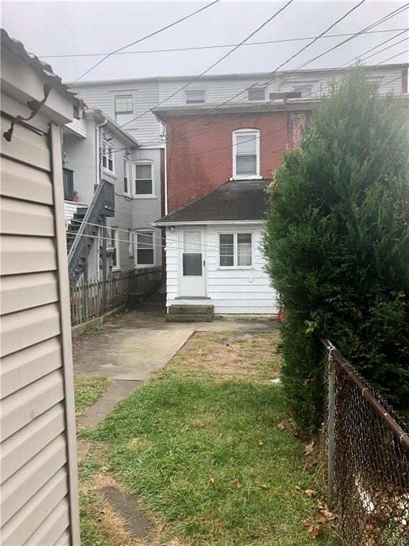 315 E Locust St, Bethlehem, PA 18018 - photo 2