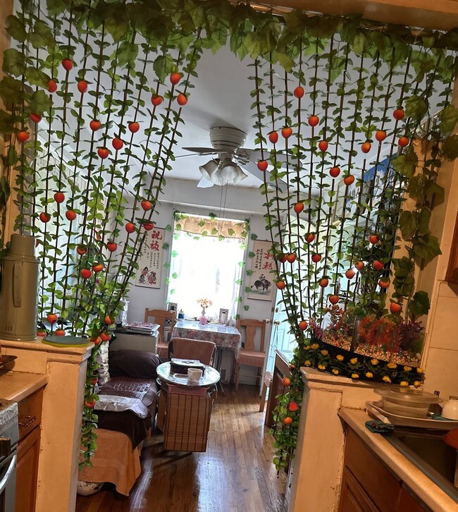 138-15 Franklin Ave unit 319, Flushing, NY 11355 - photo 3