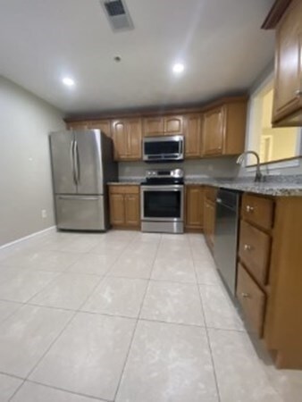 41 Water St unit 2B, East Weymouth, MA 02189 - photo 5