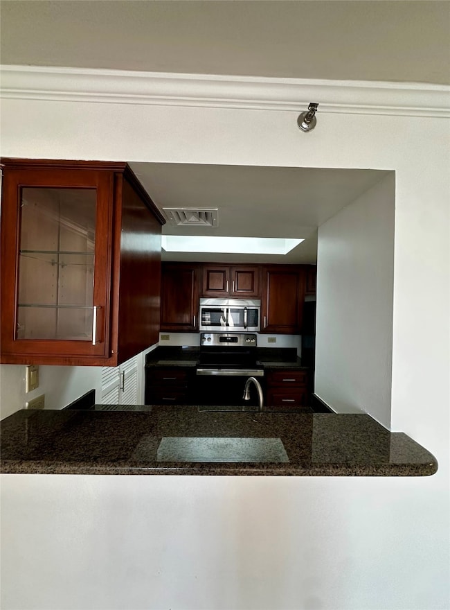 Sage Condominiums unit 1406, Houston, TX 77056 - photo 4