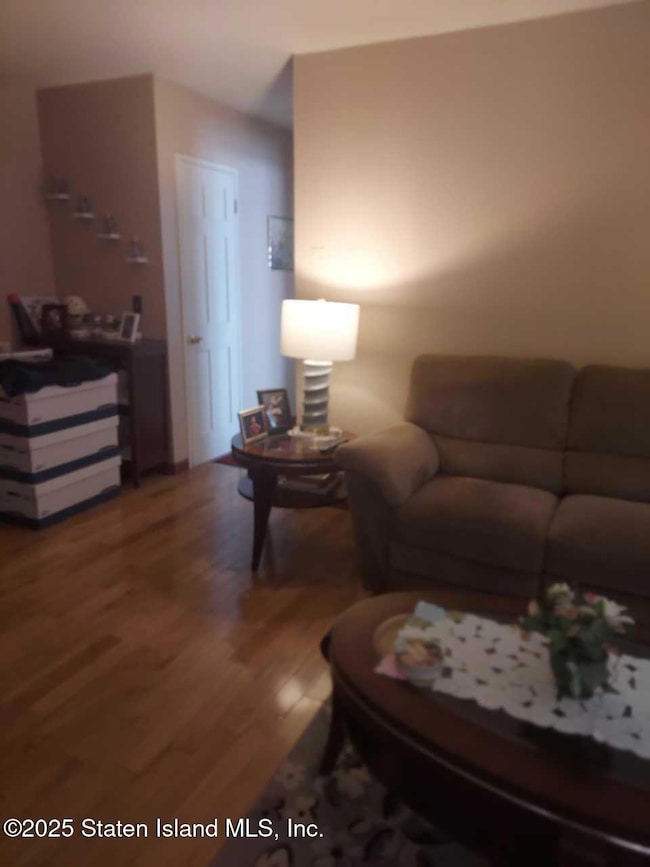 Armstrong Gardens unit D2, Staten Island, NY 10308 - photo 7