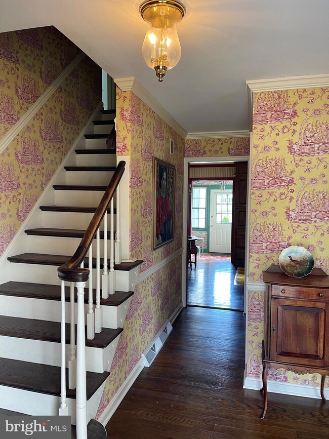 1044 Beech Ave, Hershey, PA 17033 - photo 2