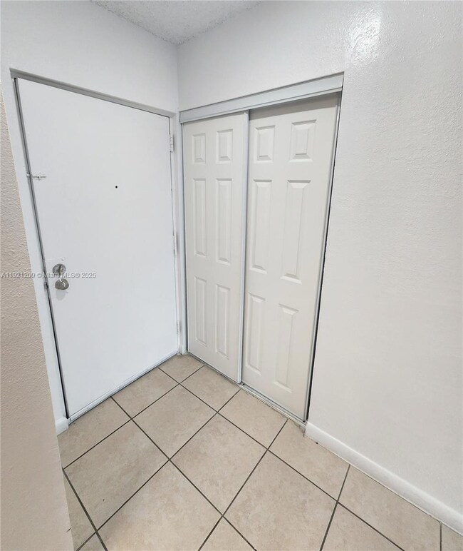 11020 SW 196th St unit A403, Miami, FL 33157 - photo 4