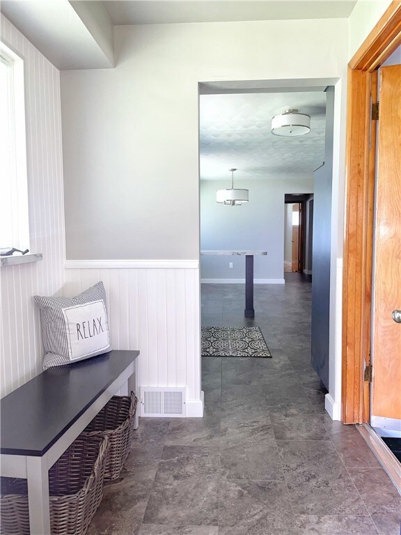 Foyer/mudroom
