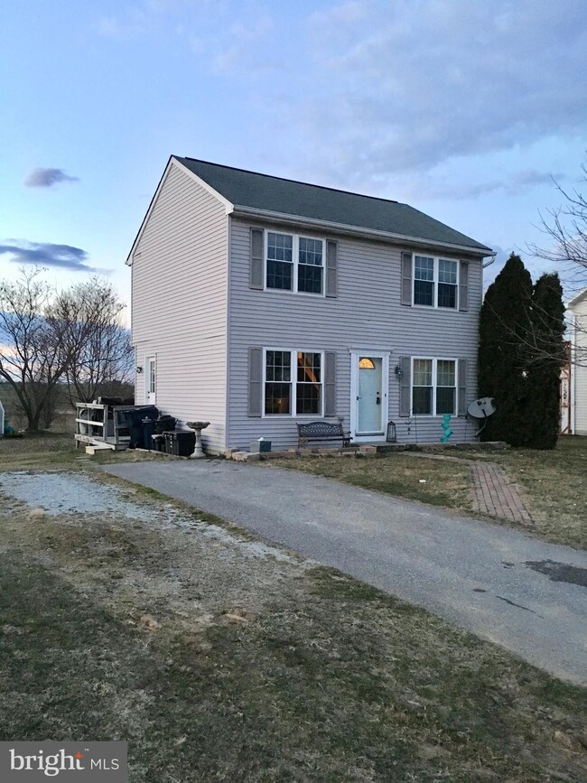 1399 Mountain Shadow Terrace, Fayetteville, PA 17222 - photo 2