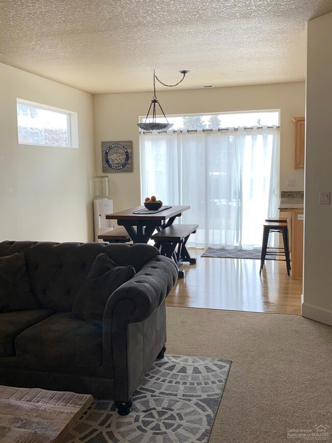 20459 Karch Dr, Bend, OR 97702 - photo 7