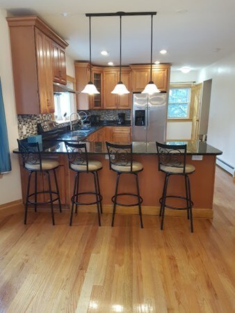 381-383 Linwood Ave unit 2, Newton, MA 02460 - photo 7