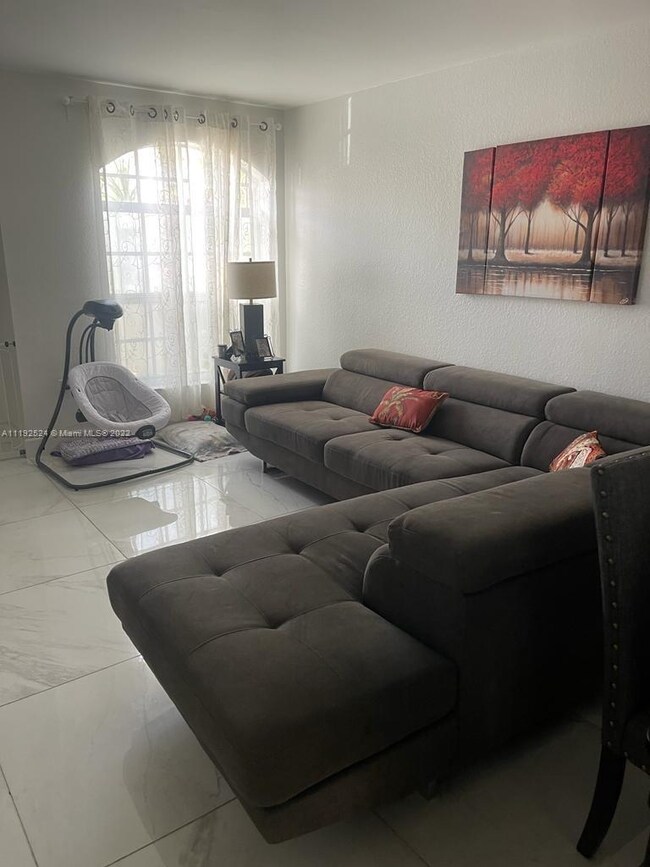 5137 NW 116th Ct, Doral, FL 33178 - photo 3