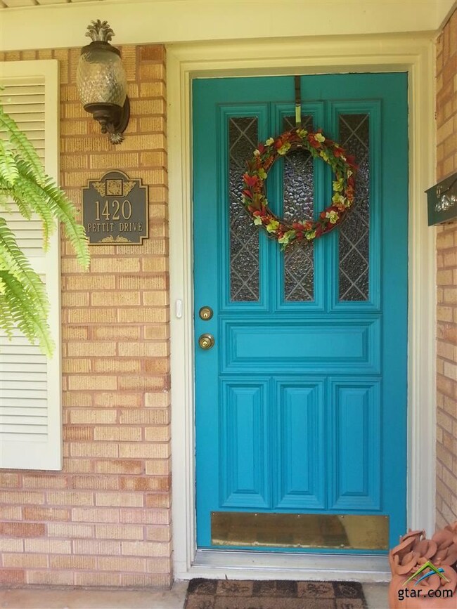 1420 Pettit Dr, Tyler, TX 75701 - photo 2