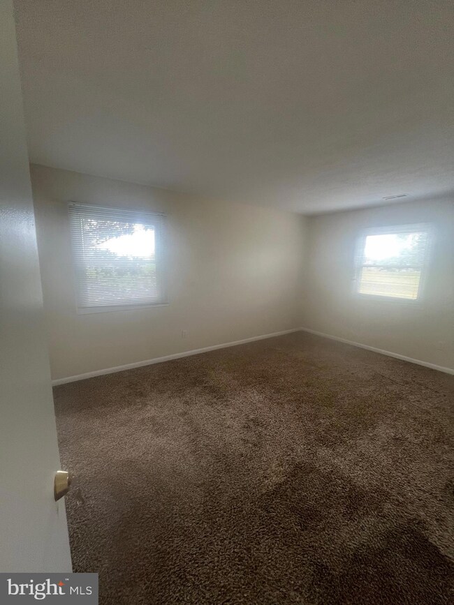 103 N Edgewood Dr unit 7, Hagerstown, MD 21740 - photo 2