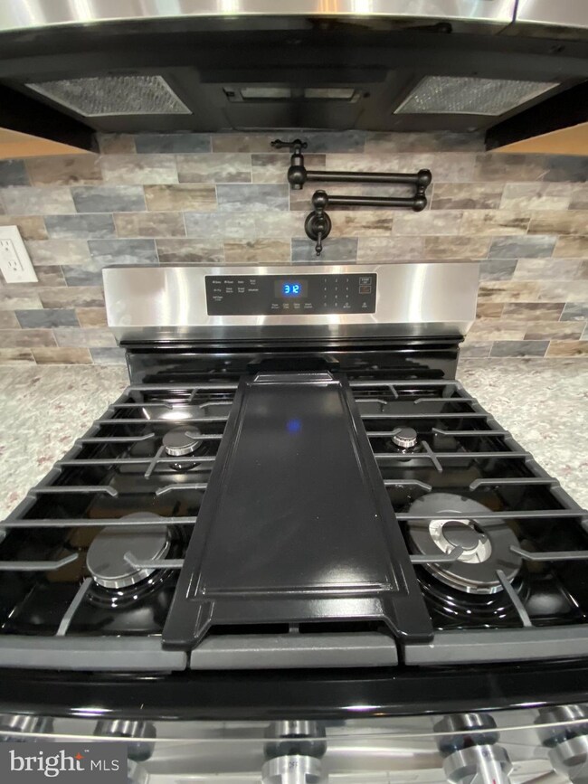 3903 N Rogers Ave, Gwynn Oak, MD 21207 - photo 7