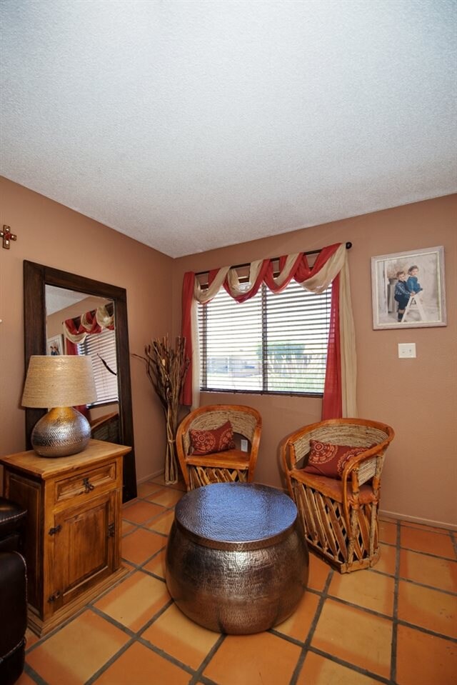 4868 W 21st Ln, Yuma, AZ 85364 - photo 6