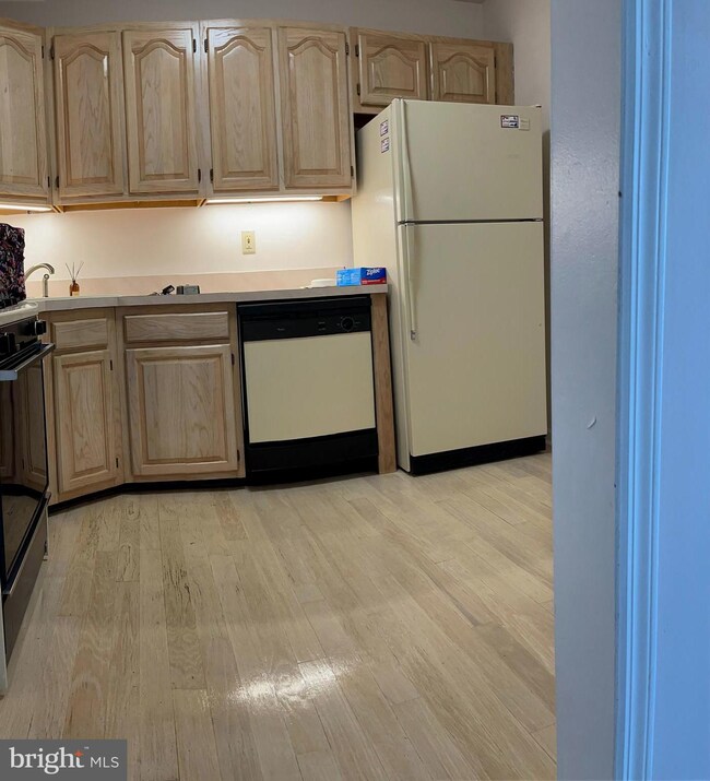 6 Crestview Ln unit BUILDING 1-10 UNIT 6, Mount Arlington, NJ 07856 - photo 7