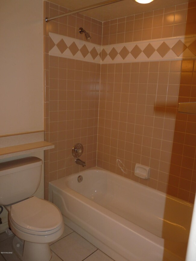 6078 N Running Deer Cir, Tucson, AZ 85750 - photo 7