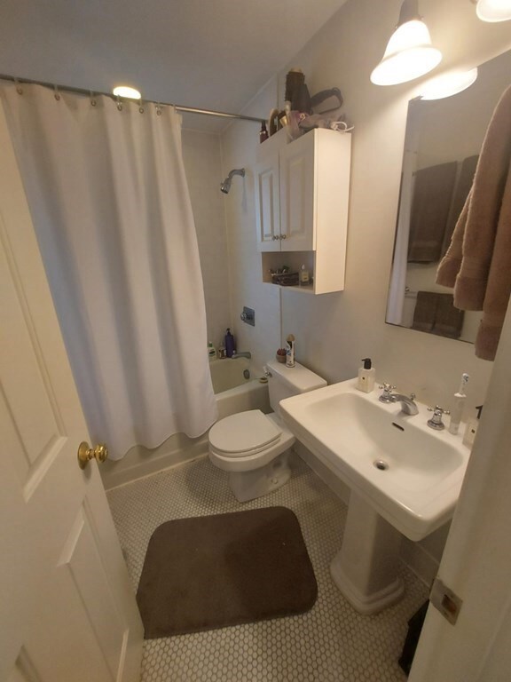 22 Thomas Park unit 1, Boston, MA 02127 - photo 4