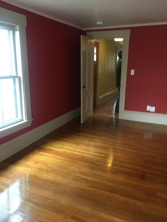 35 Pleasant St unit B, Cambridge, MA 02139 - photo 7