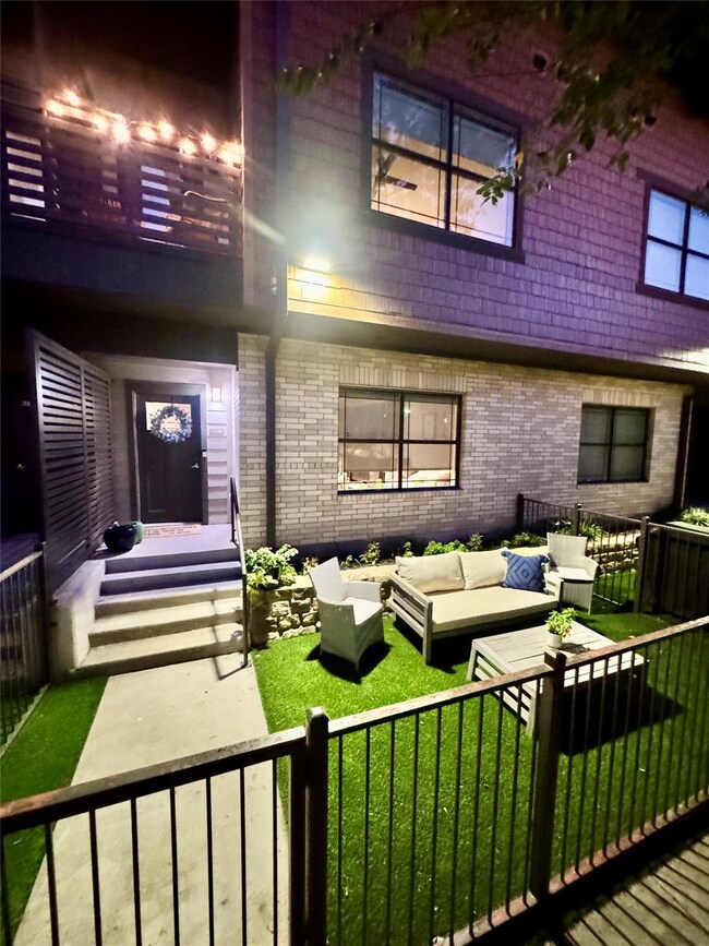 5601 Belmont Ave unit 124, Dallas, TX 75206 - photo 2