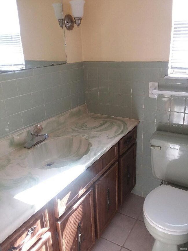 1109 Apache Dr unit B, Collinsville, IL 62234 - photo 6