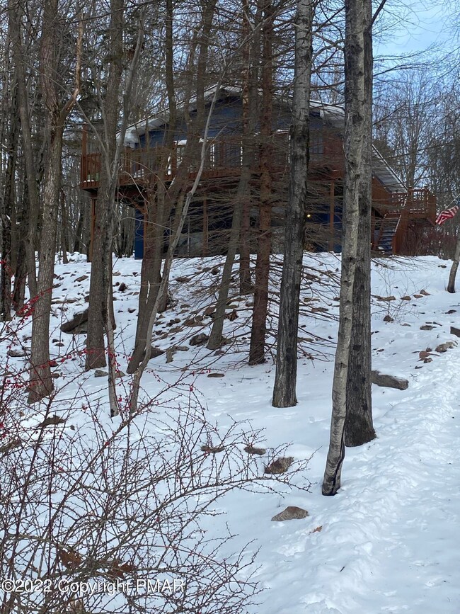 358 Birch Dr, Blakeslee, PA 18610 - photo 2