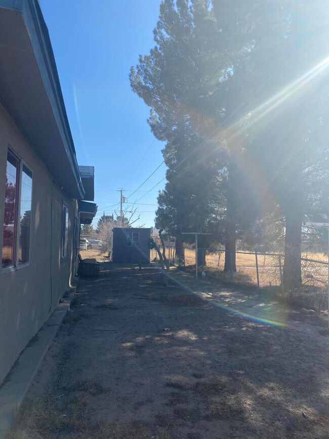 11012 Sunnybrook Ln unit 1-3, El Paso, TX 79927 - photo 3