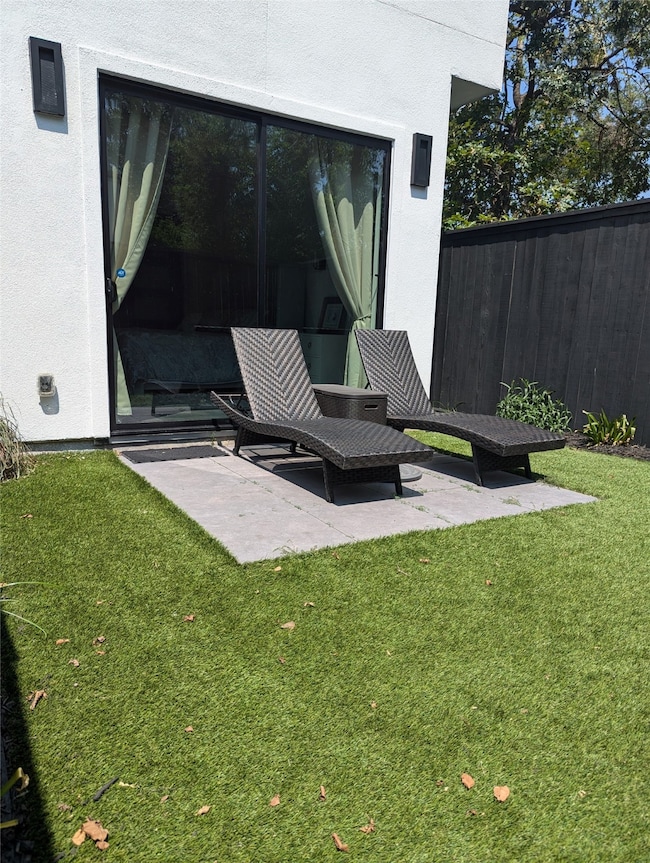 1614 Johanna Dr unit C, Houston, TX 77055 - photo 6