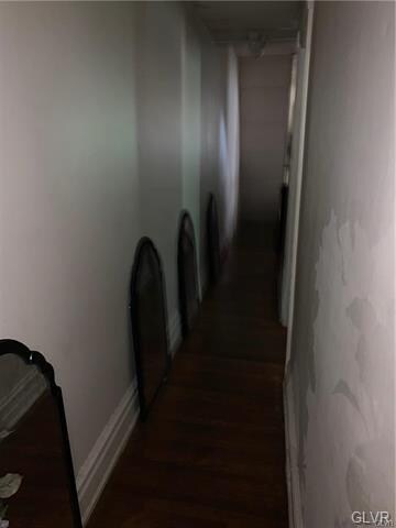 229 N 9th St, Allentown, PA 18102 - photo 3