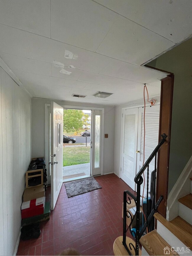 7 Healy Place, Carteret, NJ 07008 - photo 3