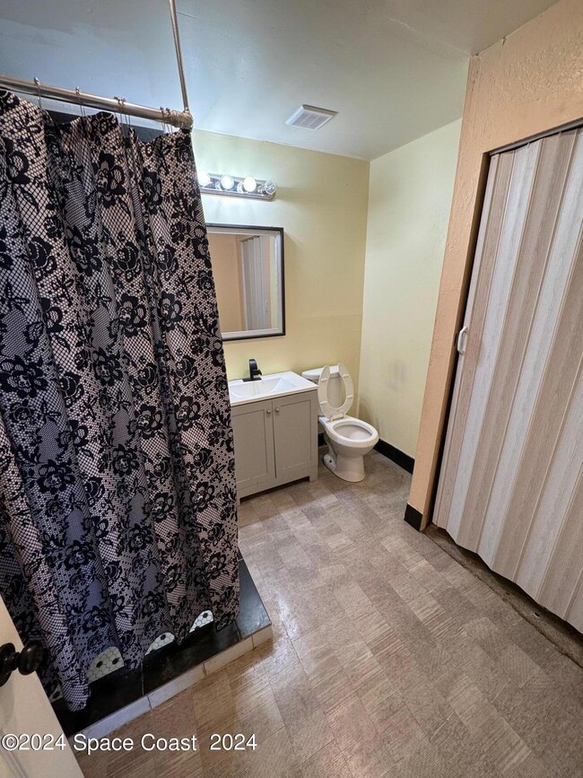 808 Forrest Ave unit 2, Cocoa, FL 32922 - photo 5