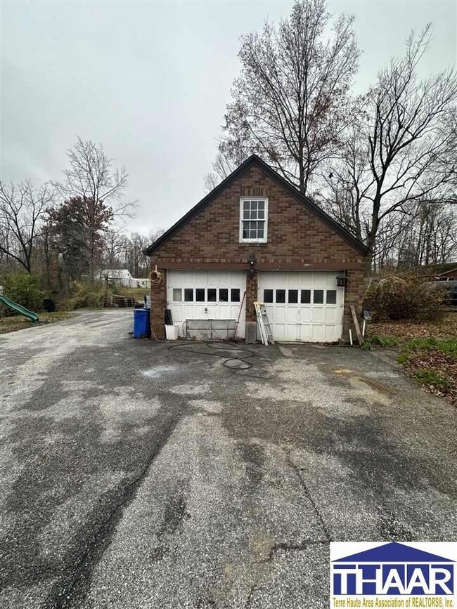 958 E Us Highway 40, Brazil, IN 47834 - photo 3