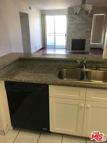 1607 Glendon Ave unit 1, Los Angeles, CA 90024 - photo 4