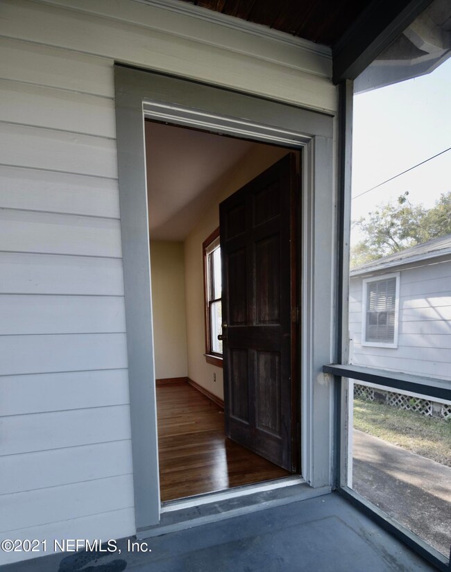 1372 Rensselaer Ave, Jacksonville, FL 32205 - photo 3