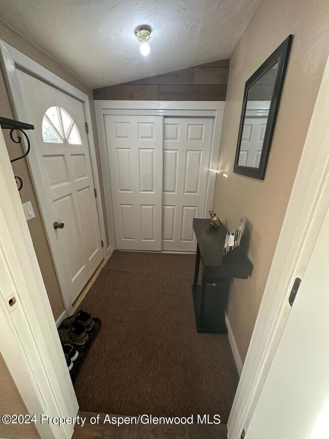 521 Conner Dr, Craig, CO 81625 - photo 4