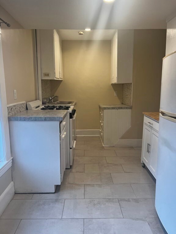 3 Fellows St unit 3, Danvers, MA 01923 - photo 7