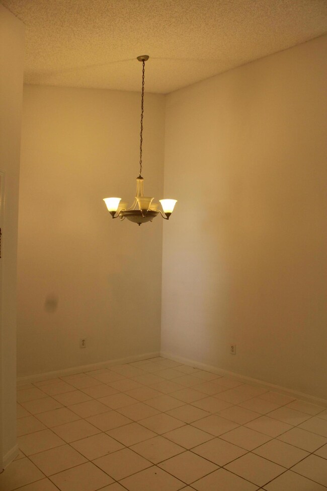 Formal Dining
