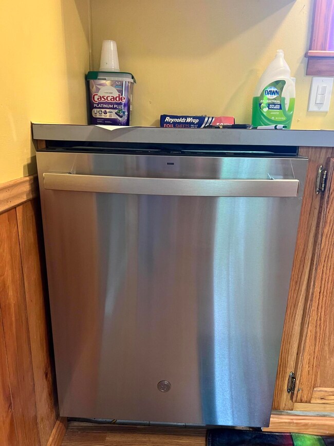 27 Cindy Ln, Dexter, ME 04930 - photo 6