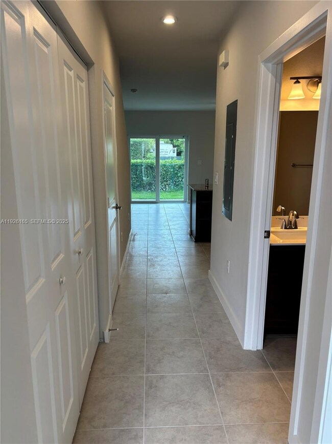 551 NW 10th St, Florida City, FL 33034 - photo 7